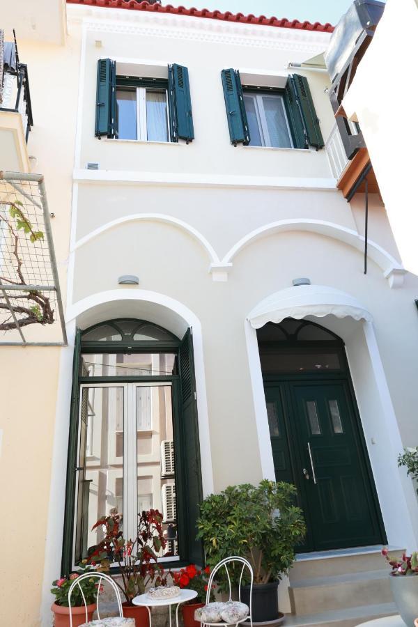Cane'S Family Guest House Plomari Esterno foto
